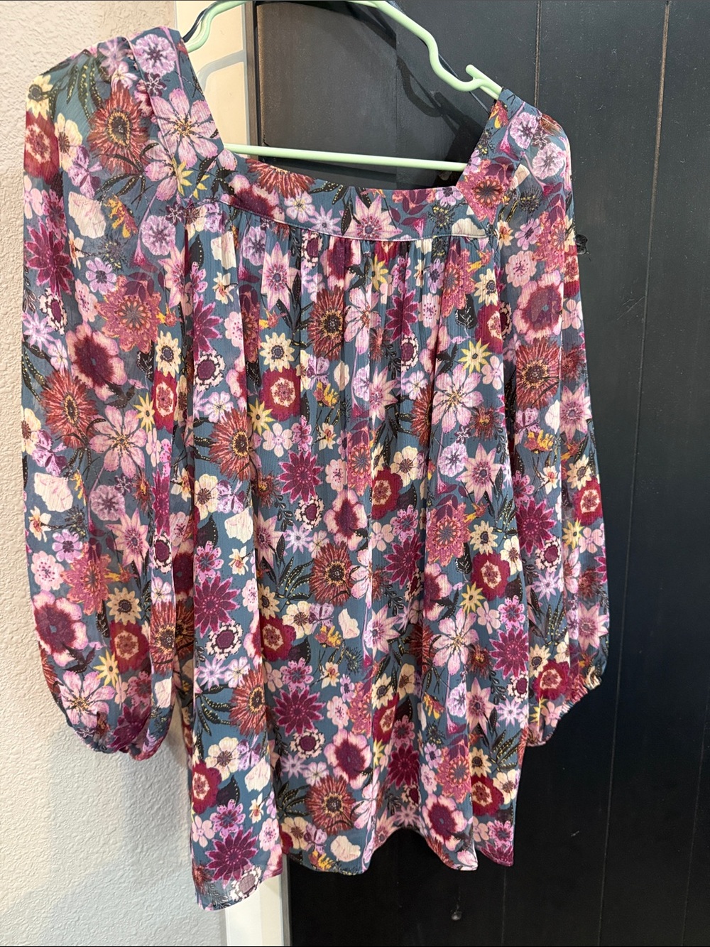 LC Lauren Conrad Floral Tunic Top in Pink, Blue, Burgundy - Picture 3 of 5